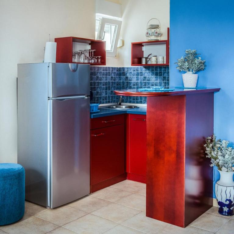 Kezman Apartment - Apartment with Sea View - 9