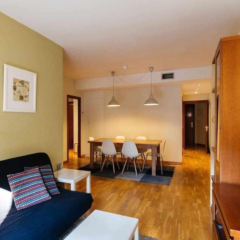 Comfortable 4 rooms 2Bath w balcony - Apartment with Terrace - 34