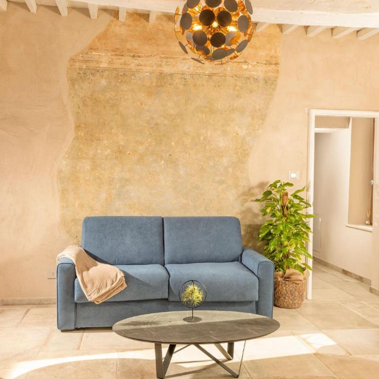 Palazzo Falcinelli Luxury Room in Montepulciano Center with Air Conditioning and Elevator - Camera King Deluxe - 3