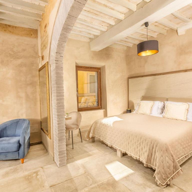 Palazzo Falcinelli Luxury Room in Montepulciano Center with Air Conditioning and Elevator - Camera King Deluxe - 4