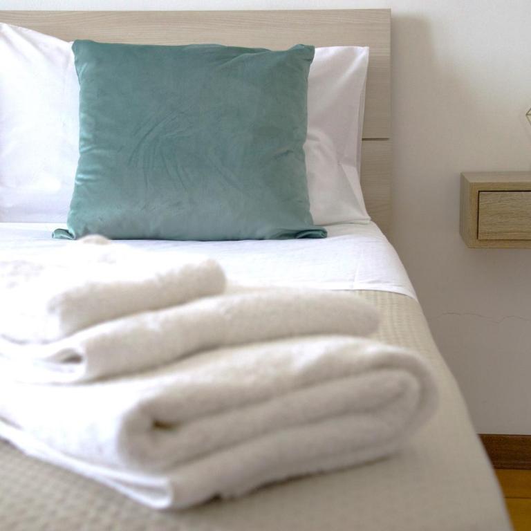 BELLA VISTA TROPEA - Three-Bedroom Apartment - 10