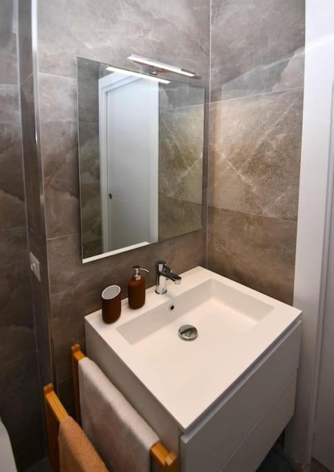Duomo 10 minuti Attico con Suite - Appartamento con 1 Camera da Letto - 11