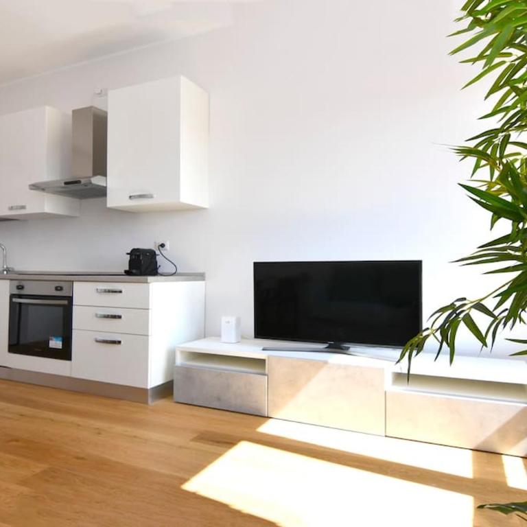 Duomo 10 minuti Attico con Suite - Appartamento con 1 Camera da Letto - 13
