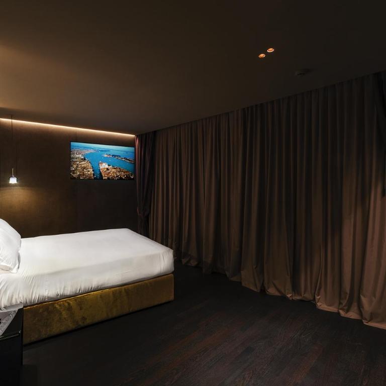 Hotel Touring - Junior Suite - 5