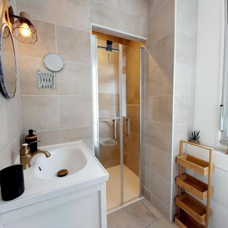 Appartement Cosy Ploumanac'h classé 2 étoiles - Apartment mit 1 Schlafzimmer - 3