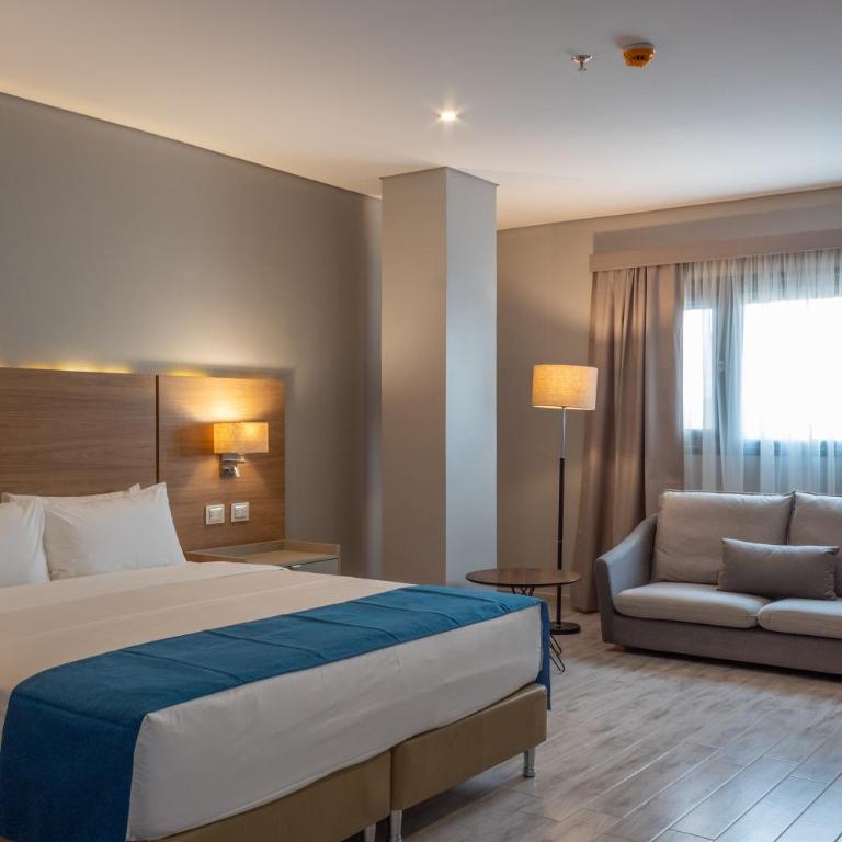 Tryp by Wyndham Asuncion - Habitación Estándar con cama extragrande - No fumadores - 4