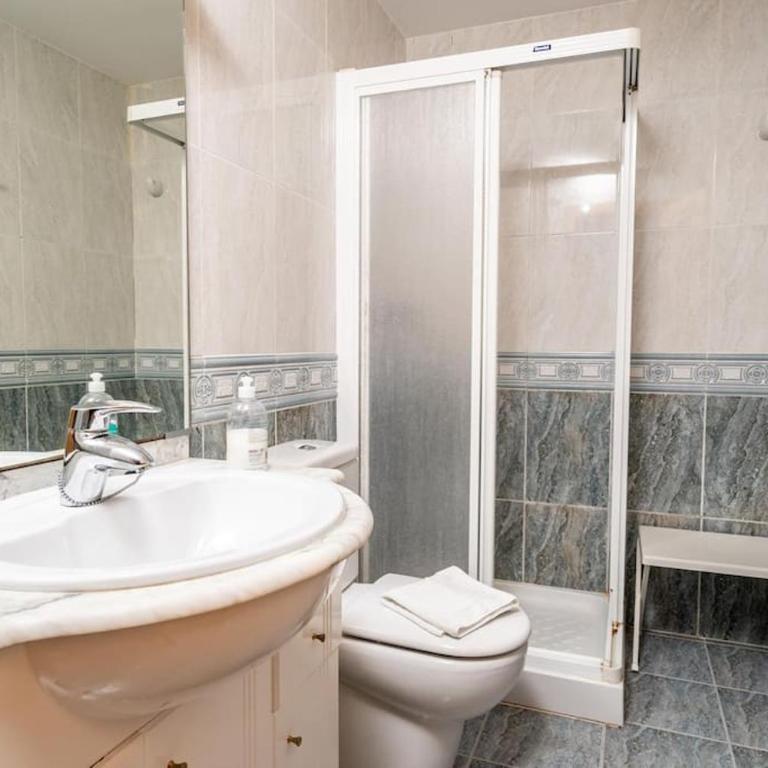 Nice apartment with terrace, 250m from the beach - Apartamento de 2 dormitorios - 13
