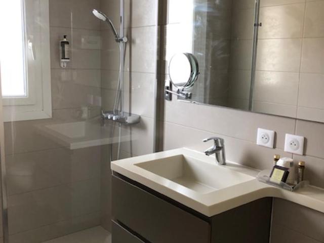 Family Golf Hotel - Chambre Double Standard - Vue sur Cour - 4