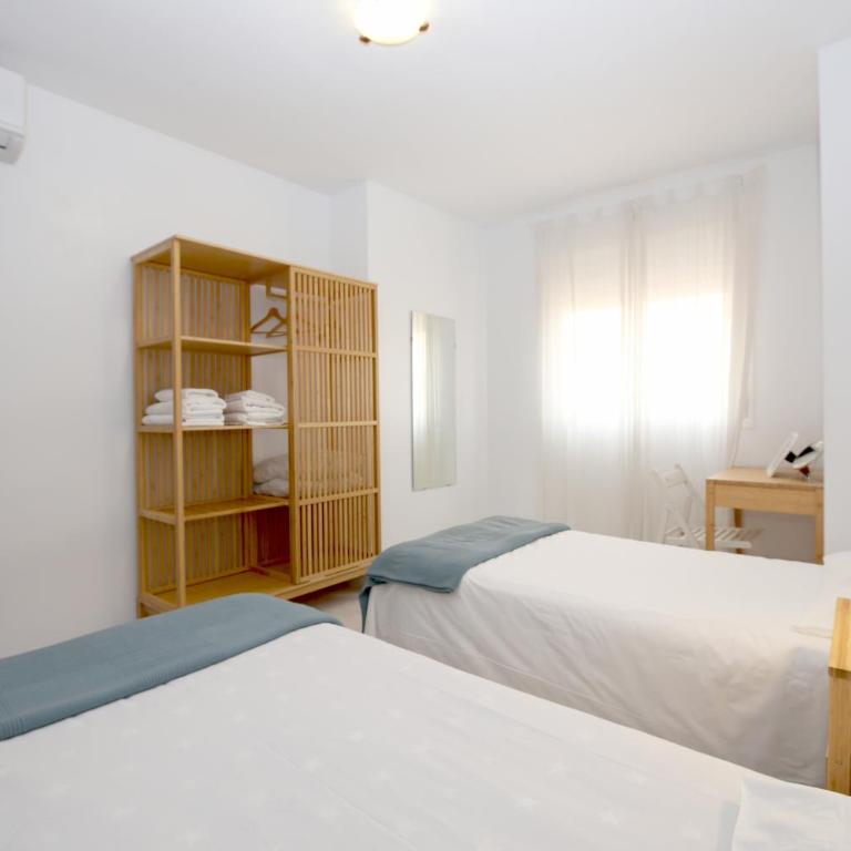 Estepona Town Apartment CARMEN - Three-Bedroom Apartment - 14