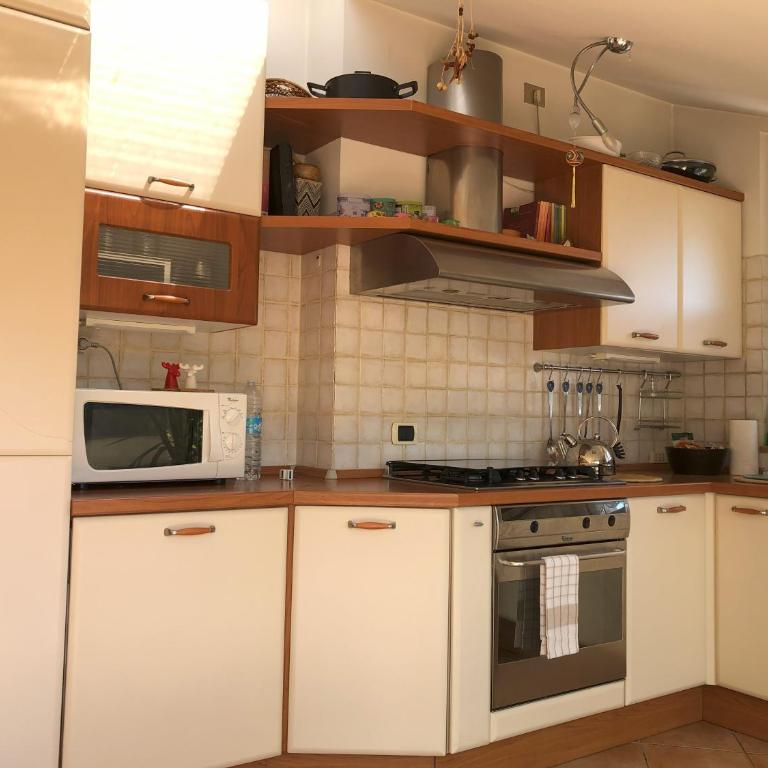 Bright penthouse close to center with terrace and lake view - Appartamento Attico - 6