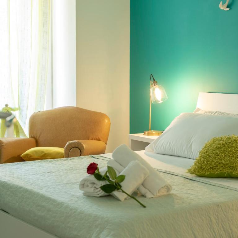 Reginella Guest House - Camera Matrimoniale con Bagno Privato - 3