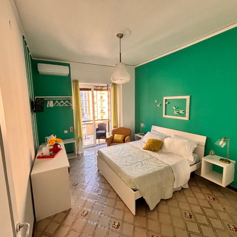Reginella Guest House - Camera Matrimoniale con Bagno Privato - 4