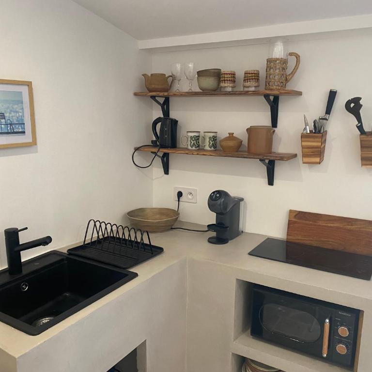 Cabanon d’Amata - One-Bedroom Chalet - 6