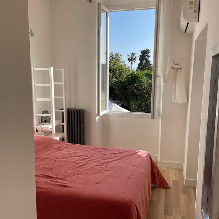 Hôtel La Villa Patricia - Charme et Tradition - Chambre Double - Vue sur Jardin - 1