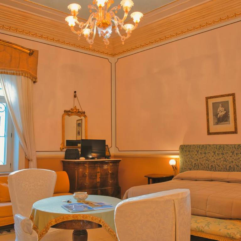 B&B Flora House - Camera Tripla Deluxe - 7