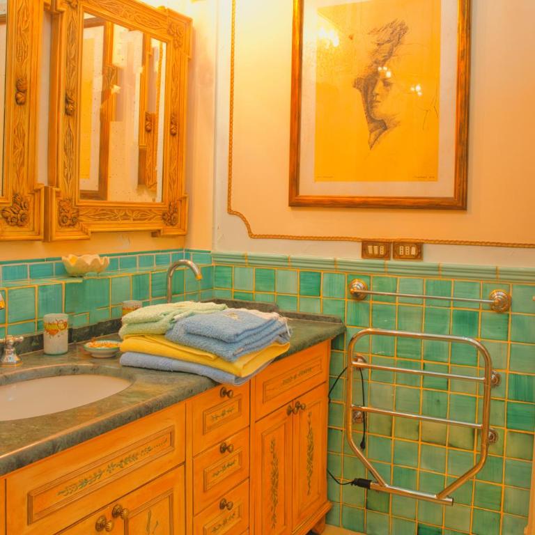 B&B Flora House - Camera Tripla Deluxe - 5