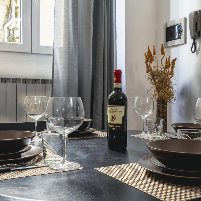 Autunno a Firenze, 2 camere vicino Duomo e Wi-Fi - Appartamento con 2 Camere da Letto - 14