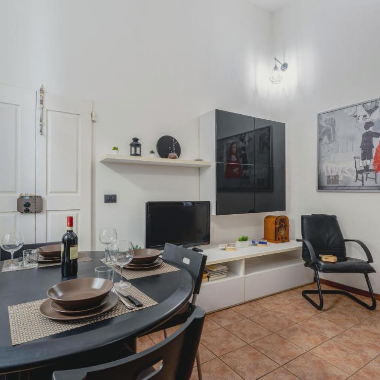 Autunno a Firenze, 2 camere vicino Duomo e Wi-Fi - Appartamento con 2 Camere da Letto - 7