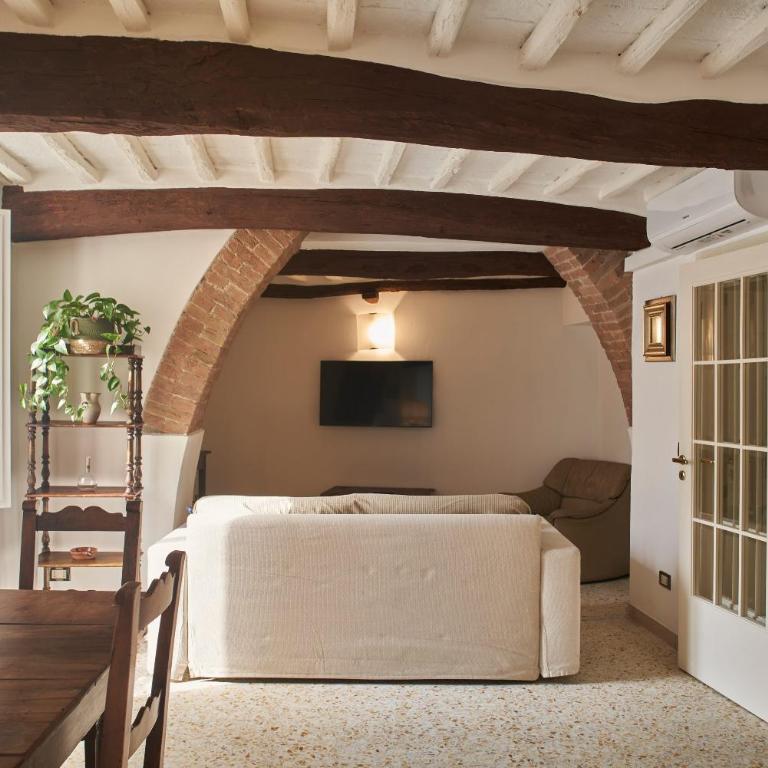 Titti Central - Large - One-Bedroom Apartment - 3