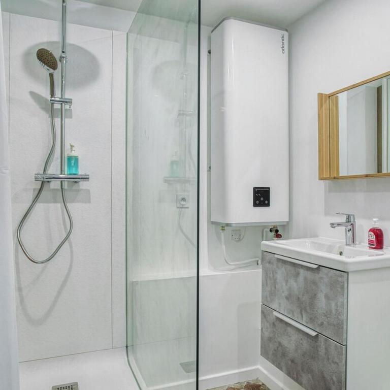 La Rotonde - Studio proche métro Mabilais - Apartment - 3