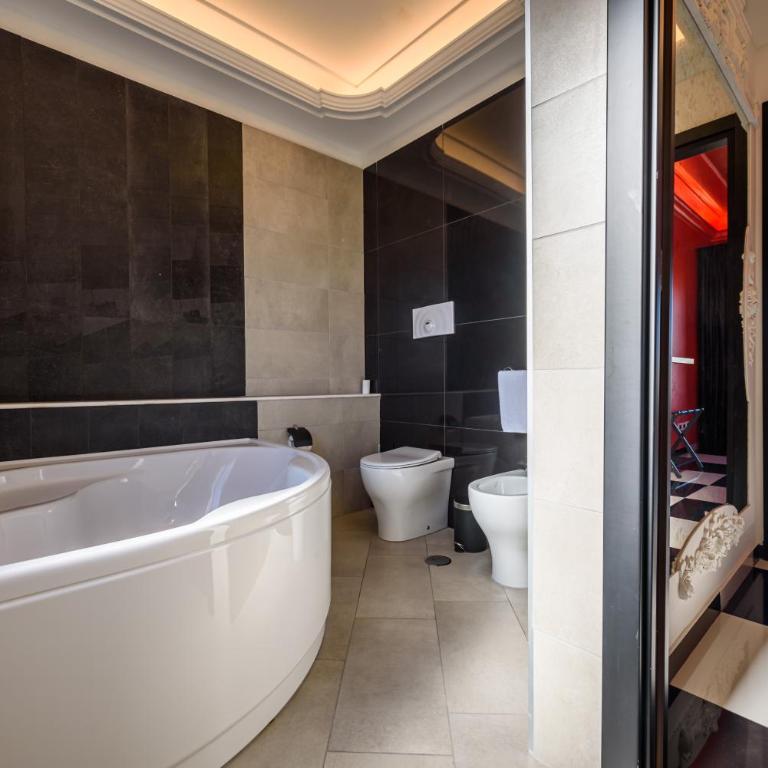D'amelios Suite 2.0 - Camera Tripla - 33