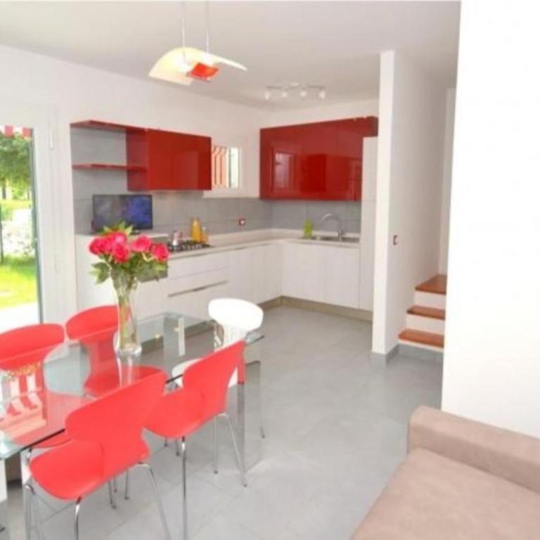 Terraced house with private garden - Villa - 3