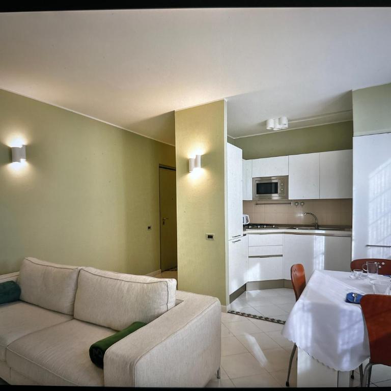 Comosole - Appartamento con 2 Camere da Letto - 31