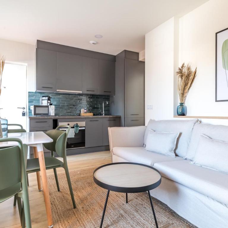 CATERINA Plaza Castilla - One-Bedroom Superior Apartment - 4