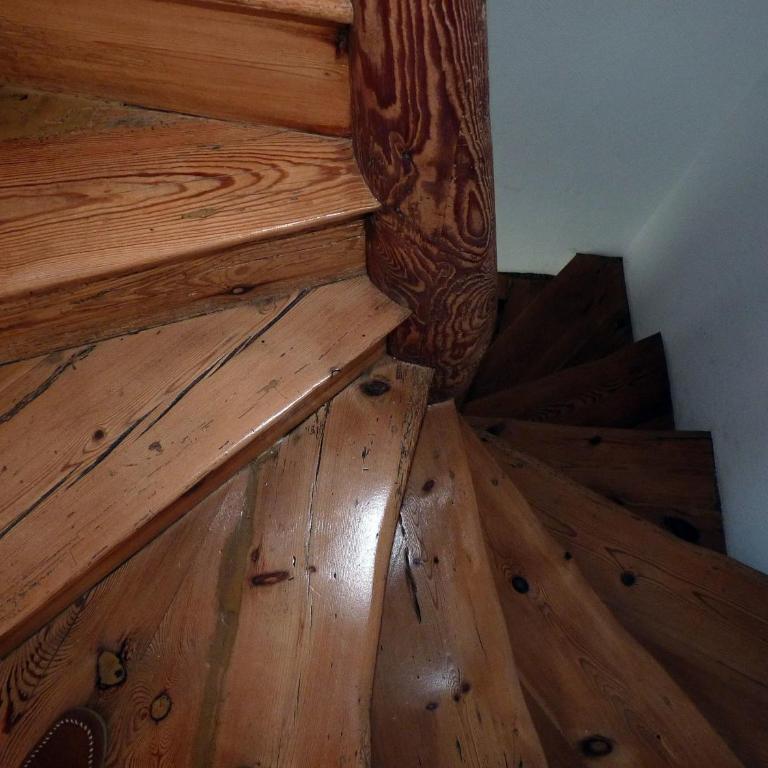 Atelier d'Art Saint Leonard - Appartement en Duplex - 10