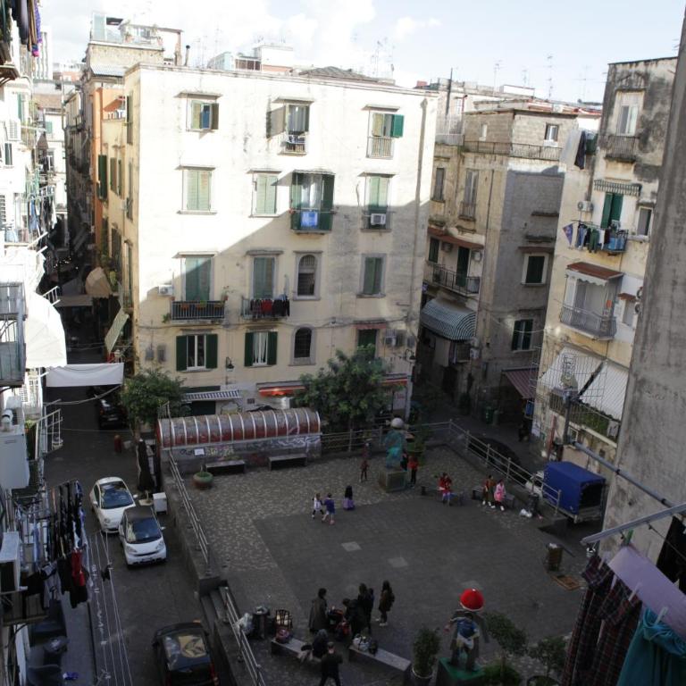 Casa Mia ai Quartieri Spagnoli 2 - Three-Bedroom Apartment - 12