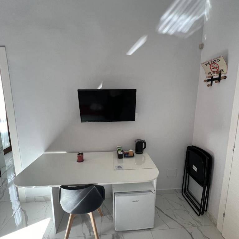 Parva Domus 163 - Two-Bedroom Apartment - 10