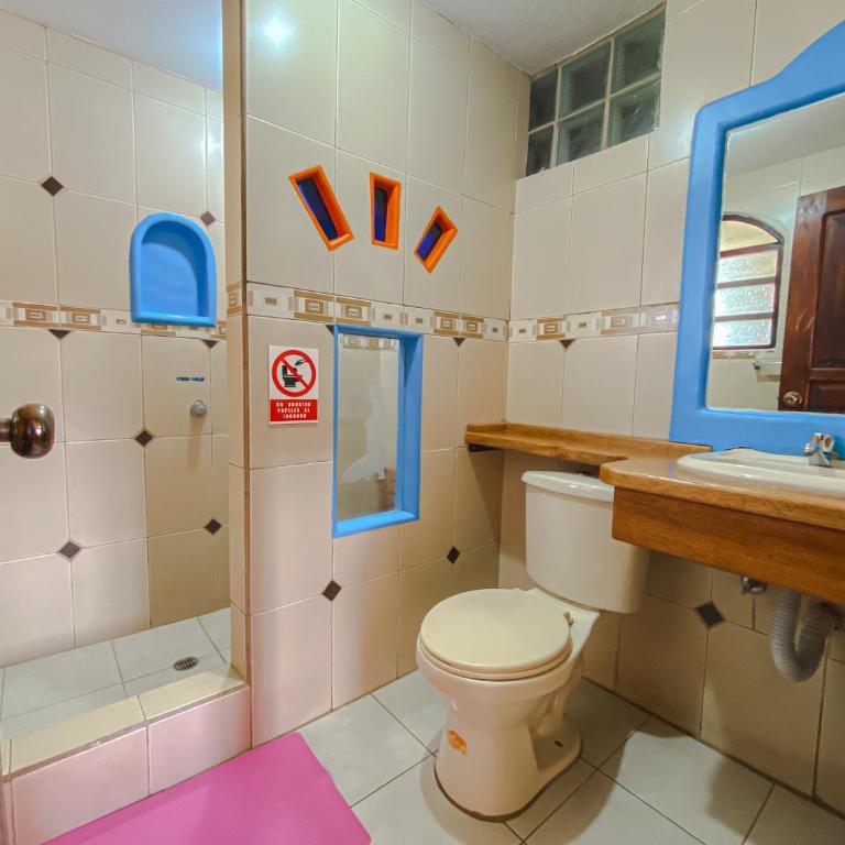 Hostería Chukirawa - Habitación Triple con baño privado - 12
