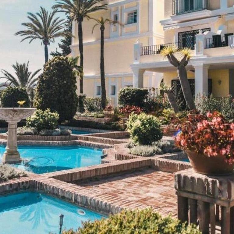 Aloha Gardens Pools BBQ Wifi Garden Apartment - Apartamento - 26