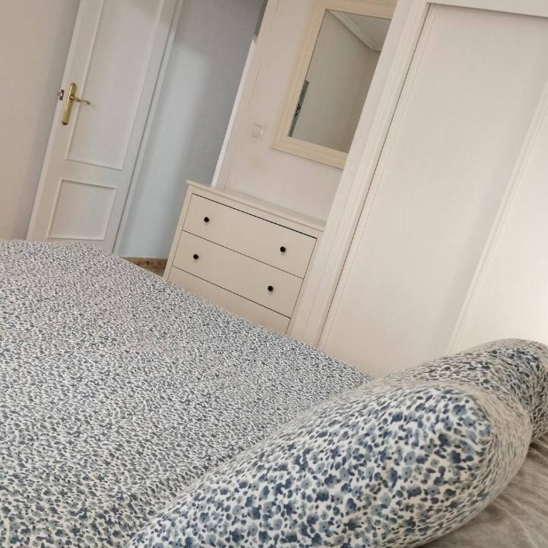 apartamento las perlas - Two-Bedroom Apartment - 24