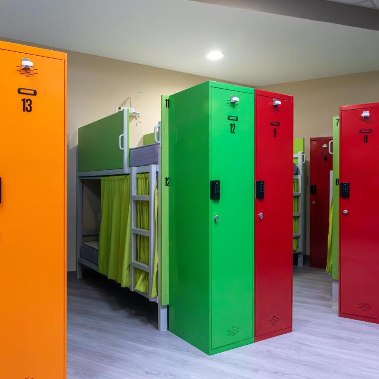 Llanes Hostel - Bunk Bed in Male Dormitory Room - 5
