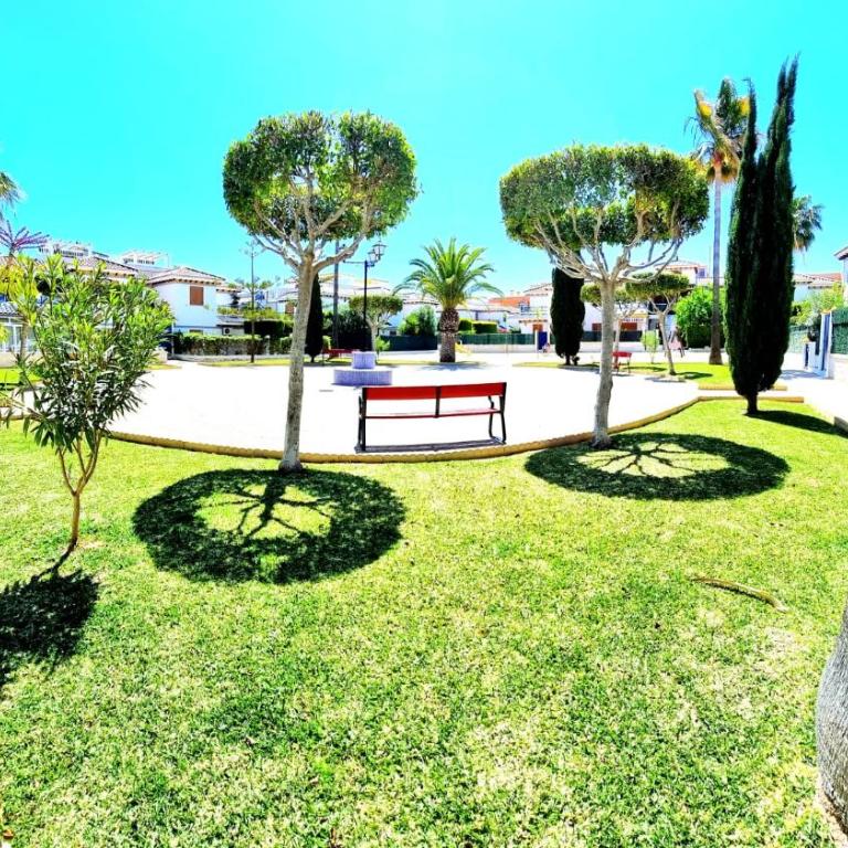 Bajo VERAMAR 1 frente a parque 2 dormitorios 500 metros de la playa - Apartamento de 2 dormitorios - 7