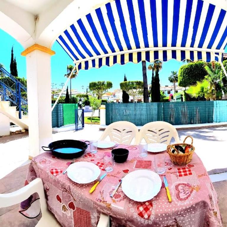Bajo VERAMAR 1 frente a parque 2 dormitorios 500 metros de la playa - Apartamento de 2 dormitorios - 24
