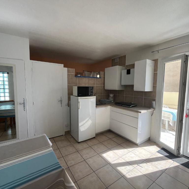 Studio 170m Plage de Sable, Clim & Parking - Monolocale Familiare - 4