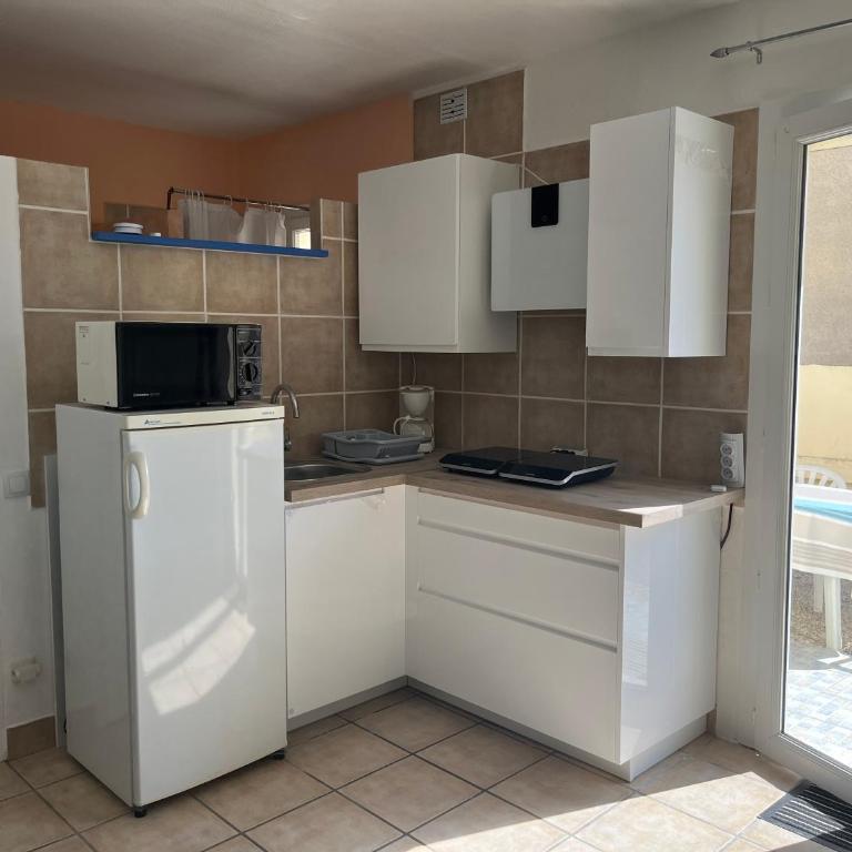 Studio 170m Plage de Sable, Clim & Parking - Monolocale Familiare - 11