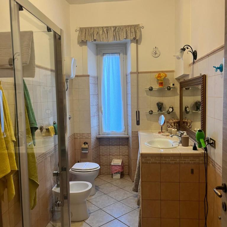 Casa Vacanze La Stazione-Centro - Appartamento con 2 Camere da Letto - 13
