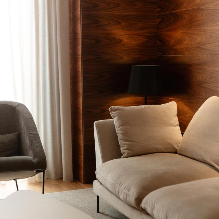 Hotel MyPalace León - Suite Doble Deluxe con bañera de hidromasaje - 10