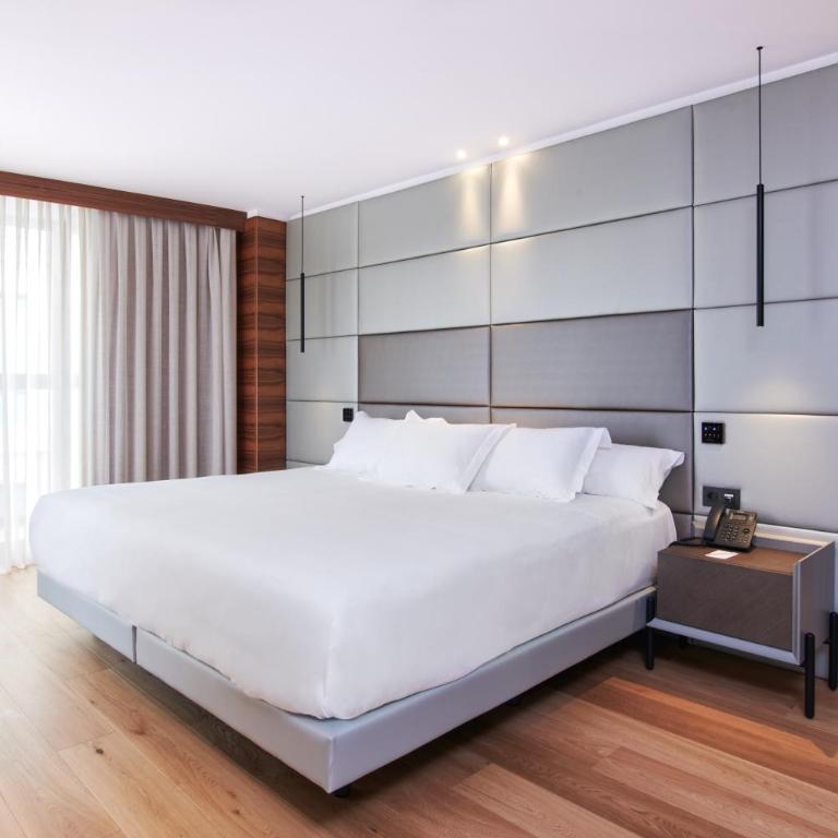 Hotel MyPalace León - Suite Doble Deluxe con bañera de hidromasaje - 3