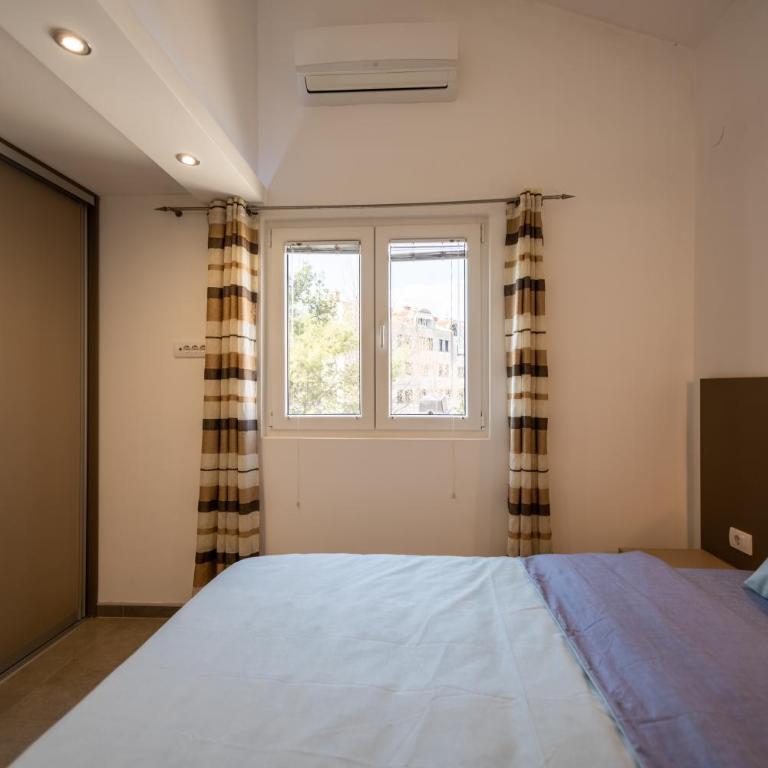 Porto View Three-Bedroom Duplex - Two-Bedroom Apartment - Penthouse - 15