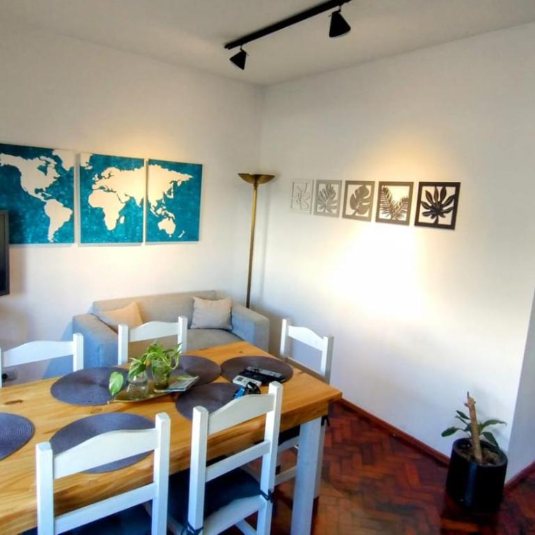 Hermoso Departamento con Balcon al Obelisco I - Apartamento de 2 dormitorios - 98