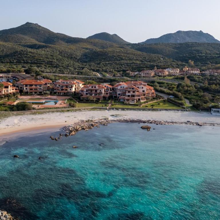 Marinella-Porto Rotondo, Accesso Diretto sulla SPIAGGIA - Appartamento con 2 Camere da Letto - 38