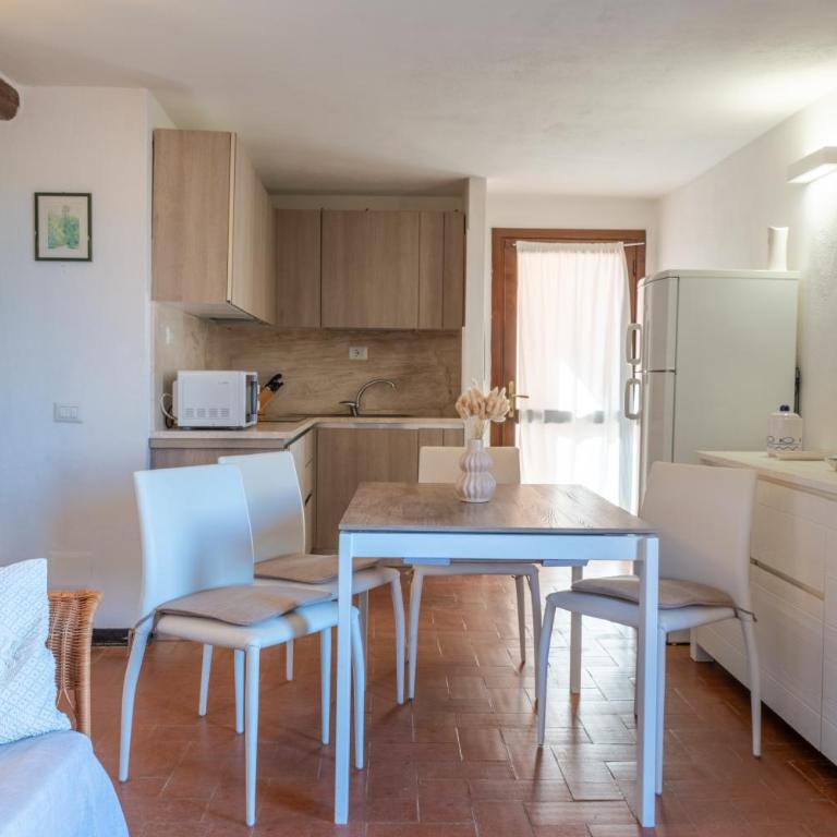 Marinella-Porto Rotondo, Accesso Diretto sulla SPIAGGIA - Appartamento con 2 Camere da Letto - 11