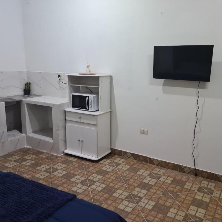 Fashion Home - One-Bedroom Apartment - 2