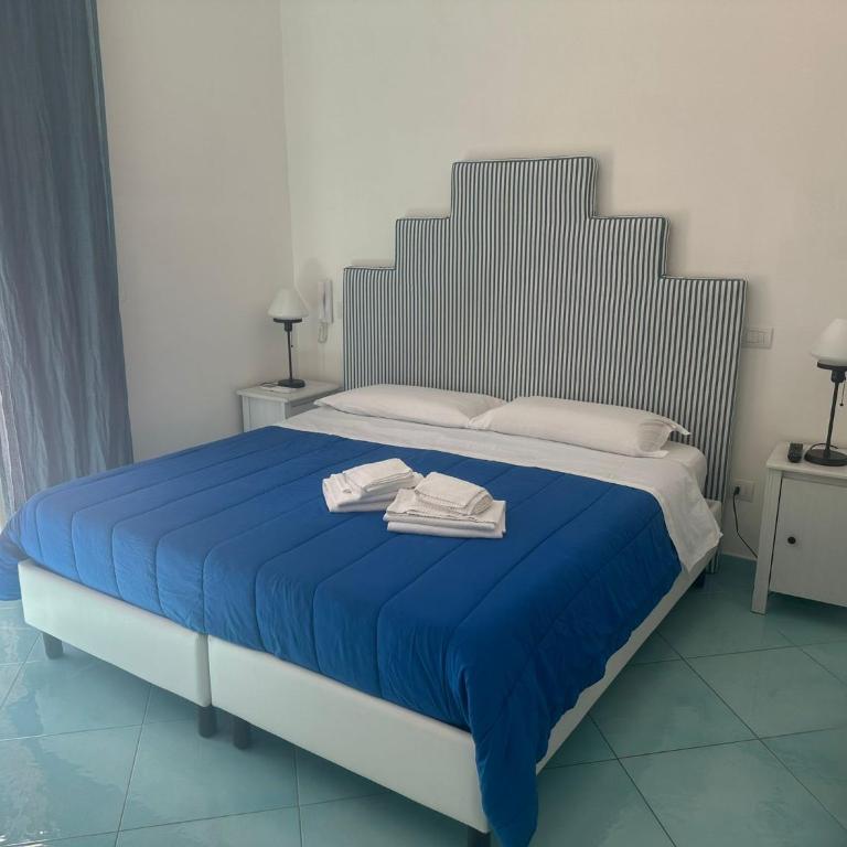 Il Sirenio - Two-Bedroom Apartment - 6