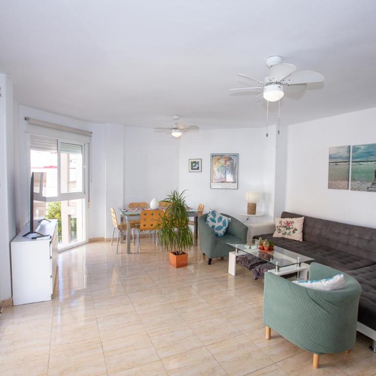 ESPECTACULAR PISO EN LA HERRADURA, con parking gratis en julio y agosto - Three-Bedroom Apartment - 1