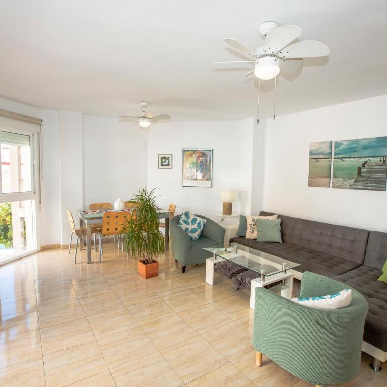 ESPECTACULAR PISO EN LA HERRADURA, con parking gratis en julio y agosto - Three-Bedroom Apartment - 4